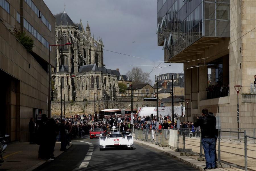  Audi R18 e-Tron Quattro 2014 года  (фото 19 из 91)